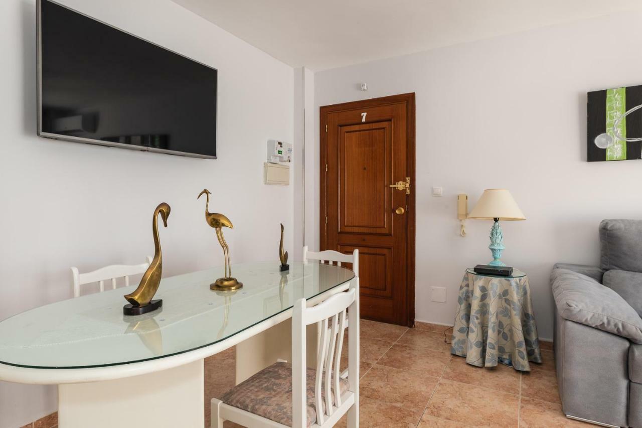 Apartamento Al Lado De La Playa Benalmadena Luaran gambar