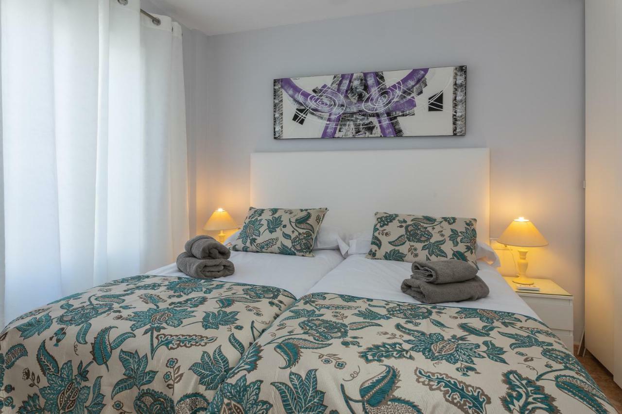 Apartamento Al Lado De La Playa Benalmadena Luaran gambar