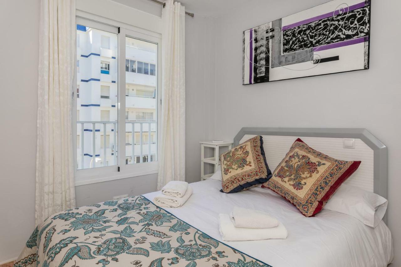 Apartamento Al Lado De La Playa Benalmadena Luaran gambar