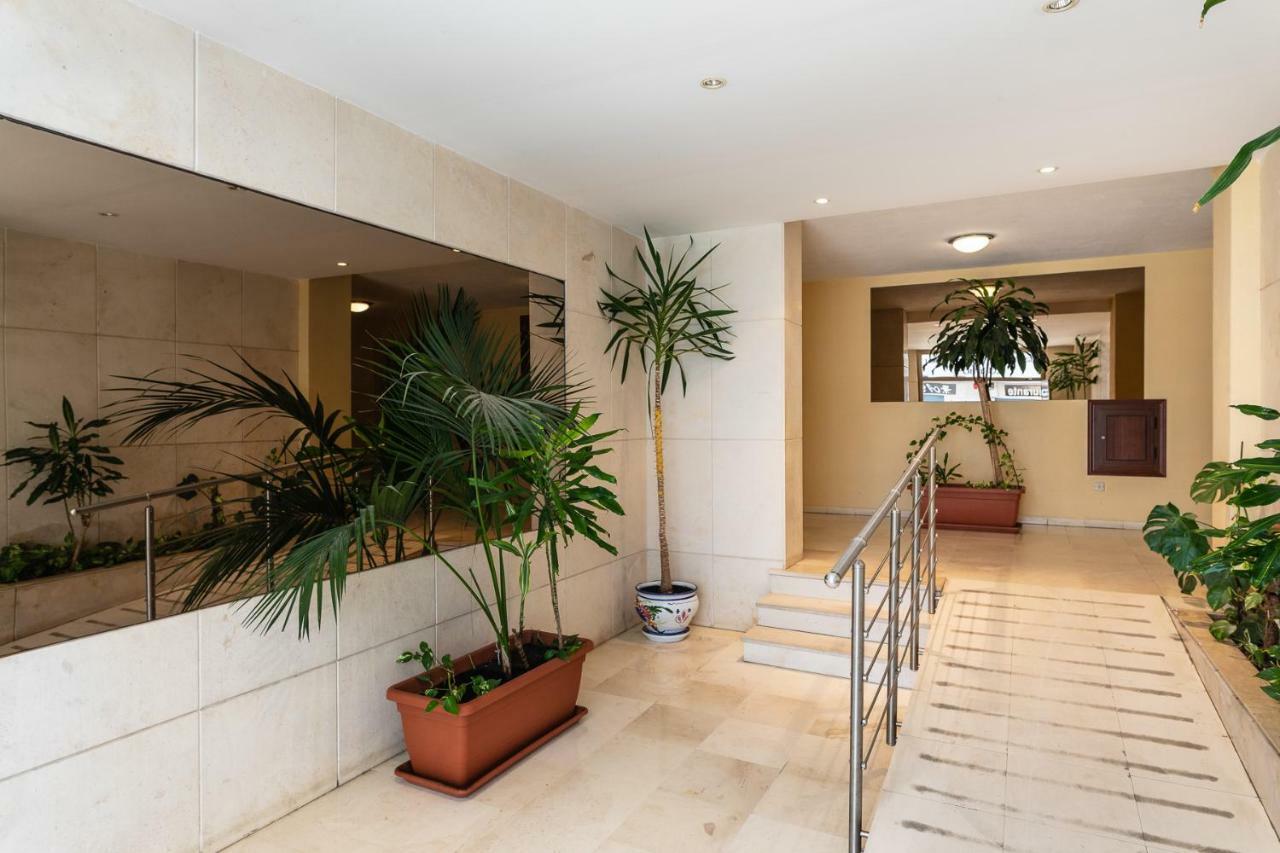 Apartamento Al Lado De La Playa Benalmadena Luaran gambar